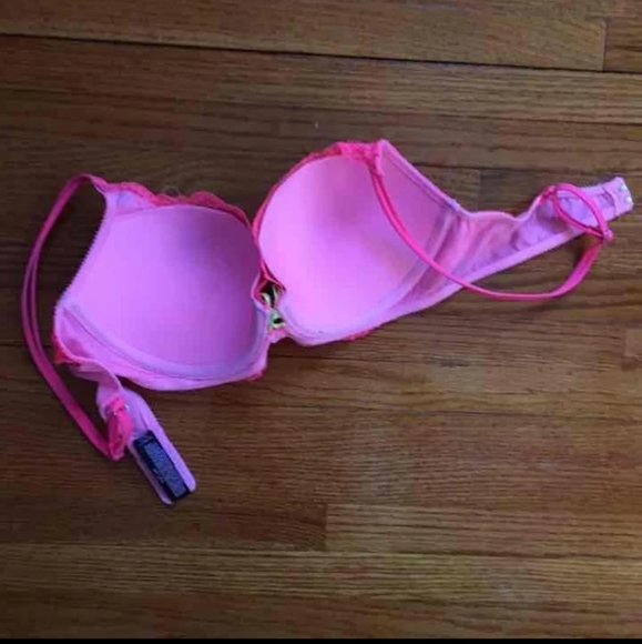 Bra - Picture 3 of 4